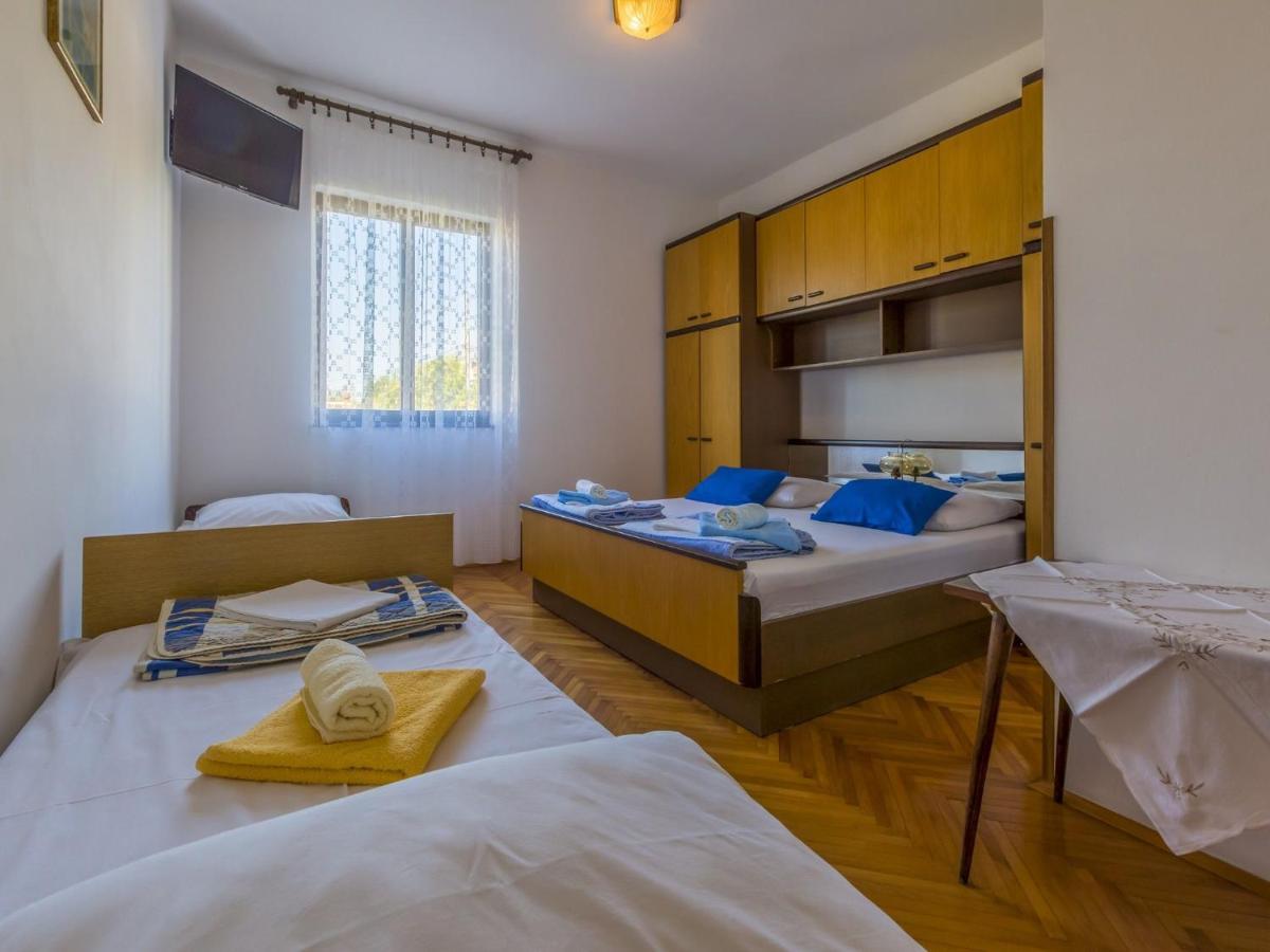 Rooms Zeljka 2 ซริกเวนิซา ภายนอก รูปภาพ